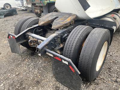 Dana-Spicer Cutoff for a 2013 Freightliner Cascadia 125