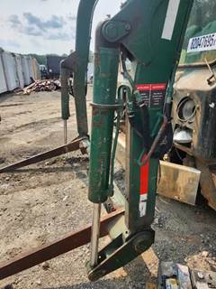 (Used) 2016 Mack MRU633, Lift Cylinder- (Type Front Loader) Make: Other,  Side: