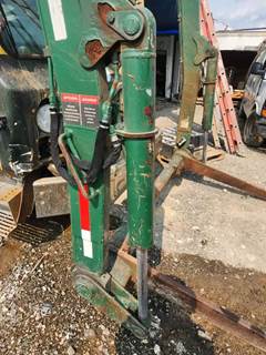 (Used) 2016 Mack MRU633, Lift Cylinder- (Type Front Loader) Make: Other, Side: