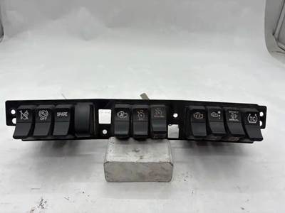 Kenworth T680 Dashboard Switch