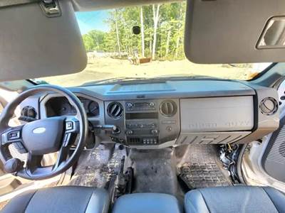 Ford F-750 Dashboard Assembly
