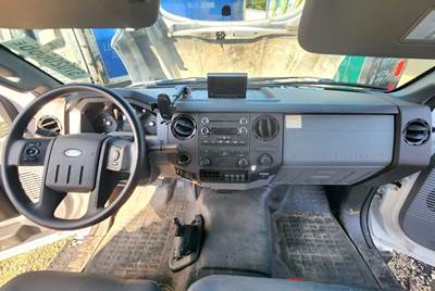 Ford F-750 Dashboard Assembly
