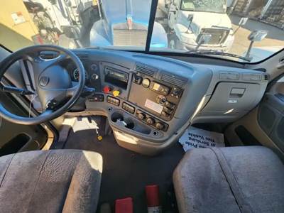 Freightliner Cascadia 113 Dashboard Assembly