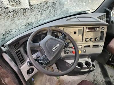 Freightliner Cascadia 116 Dashboard Assembly for a 2020 Freightliner Cascadia 116 Day Cab