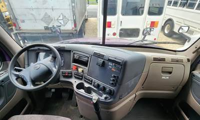 Freightliner Cascadia 125 Dashboard Assembly