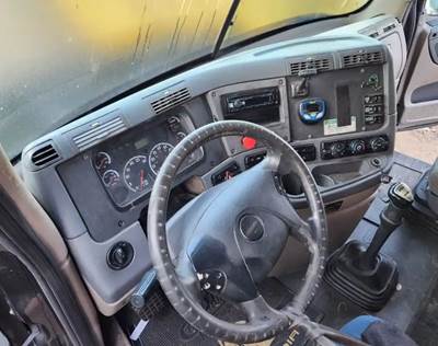 Freightliner Cascadia 125 Dashboard Assembly