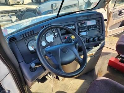 Freightliner Cascadia 125 Dashboard Assembly