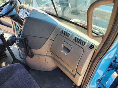 Freightliner Cascadia 125 Dashboard Assembly