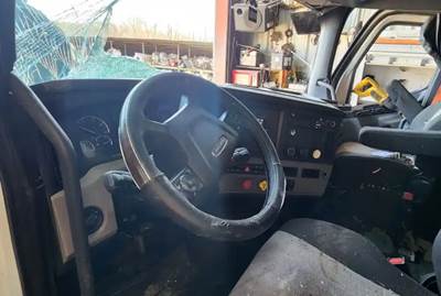 Freightliner Cascadia 126 Dashboard Assembly