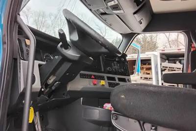 Freightliner Cascadia 126 Dashboard Assembly