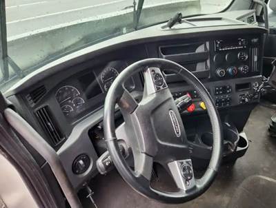 Freightliner Cascadia 126 Dashboard Assembly