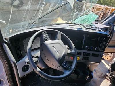 Freightliner Cascadia 126 Dashboard Assembly