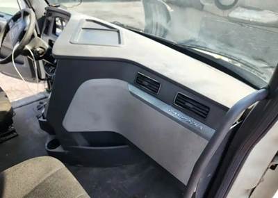 Freightliner Cascadia 126 Dashboard Assembly