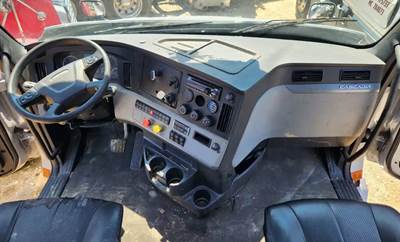 Freightliner Cascadia 126 Dashboard Assembly