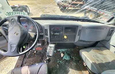 International 4400 Dashboard Assembly