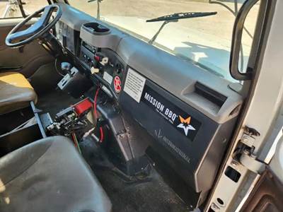 International 4900 Dashboard Assembly