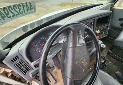 International 8600 Dashboard Assembly