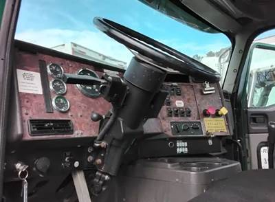 International 9200i Dashboard Assembly