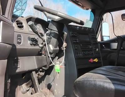 International CT660 Dashboard Assembly