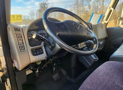 International DuraStar 4300 Dashboard Assembly