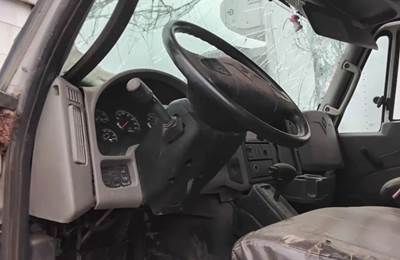 International DuraStar 4300 Dashboard Assembly