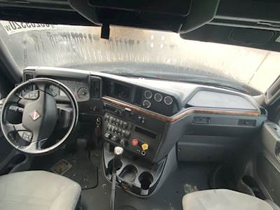 International LT625 Dashboard Assembly