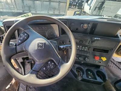 International LT625 Dashboard Assembly