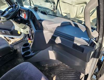 International RH613 Dashboard Assembly