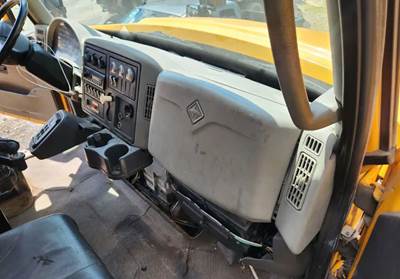 International WorkStar 7500 Dashboard Assembly