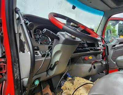 Kenworth T680 Dashboard Assembly