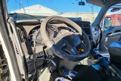 Kenworth T680 Dashboard Assembly