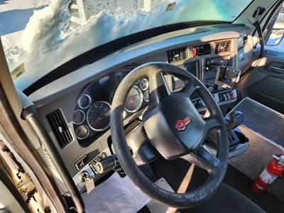 Kenworth T680 Dashboard Assembly