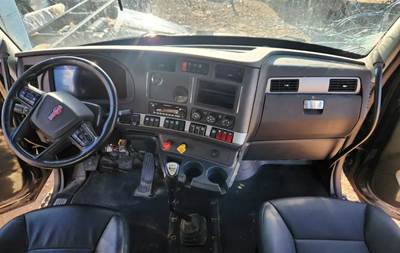 Kenworth T680 Dashboard Assembly