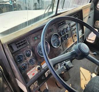 Kenworth T800 Dashboard Assembly