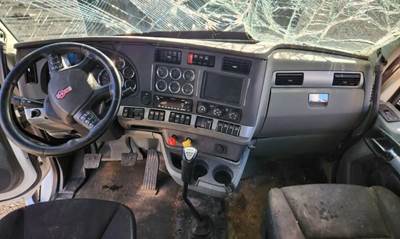 Kenworth T880 Dashboard Assembly