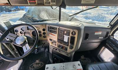 Mack Granite GU813 Dashboard Assembly for a 2008 Mack GU813