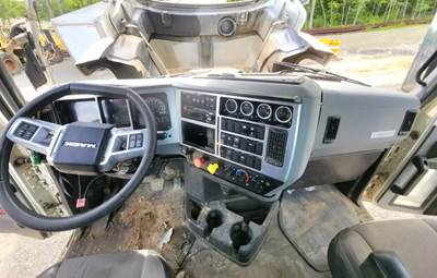 Mack Pinnacle Dashboard Assembly