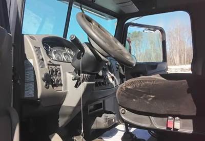 Peterbilt 348 Dashboard Assembly