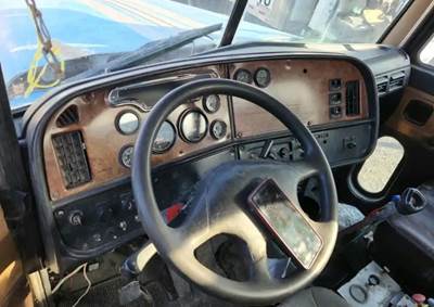 Peterbilt 378 Dashboard Assembly
