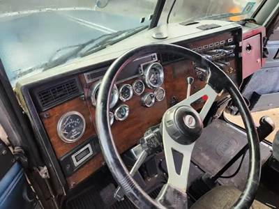 Peterbilt 378 Dashboard Assembly