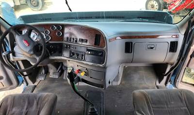 Peterbilt 387 Dashboard Assembly