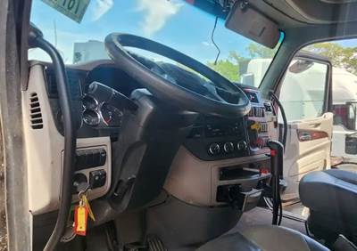 Peterbilt 567 Dashboard Assembly