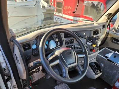 Peterbilt 579 Dashboard Assembly