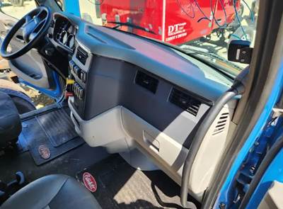 Peterbilt 579 Dashboard Assembly