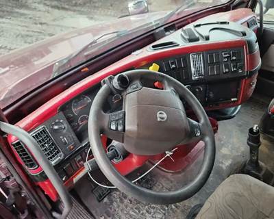 Volvo VNL Dashboard Assembly