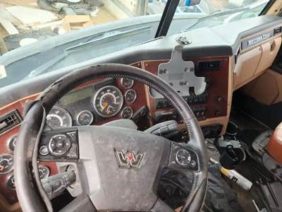 Western Star 5700 Dashboard Assembly