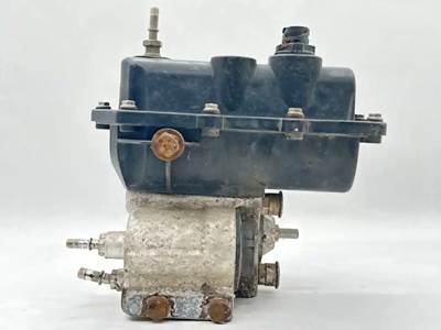 Freightliner Cascadia 125 DEF Pump