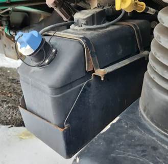 Autocar Xpert DEF Tank