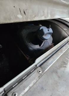 Freightliner Cascadia 113 DEF Tank