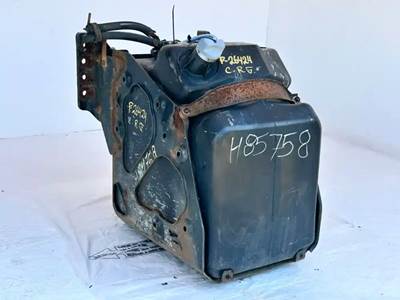 Freightliner Cascadia 113 DEF Tank